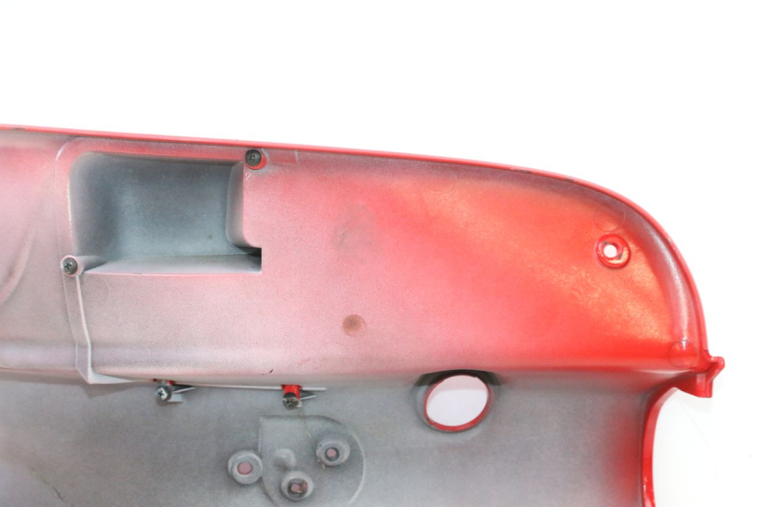 photo de TABLIER INTERIEUR PIAGGIO VESPA S 2T 50 (2007 - 2014) - Photo complémentaire