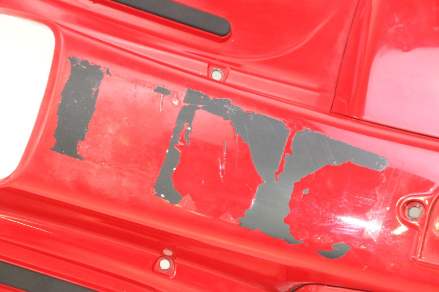 photo de TABLIER INTERIEUR PIAGGIO VESPA S 2T 50 (2007 - 2014) - Zoom état d’usage