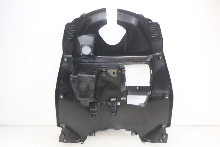 photo de TABLIER INTERIEUR YAMAHA X-MAX XMAX 250 (2006 - 2009) - État de surface