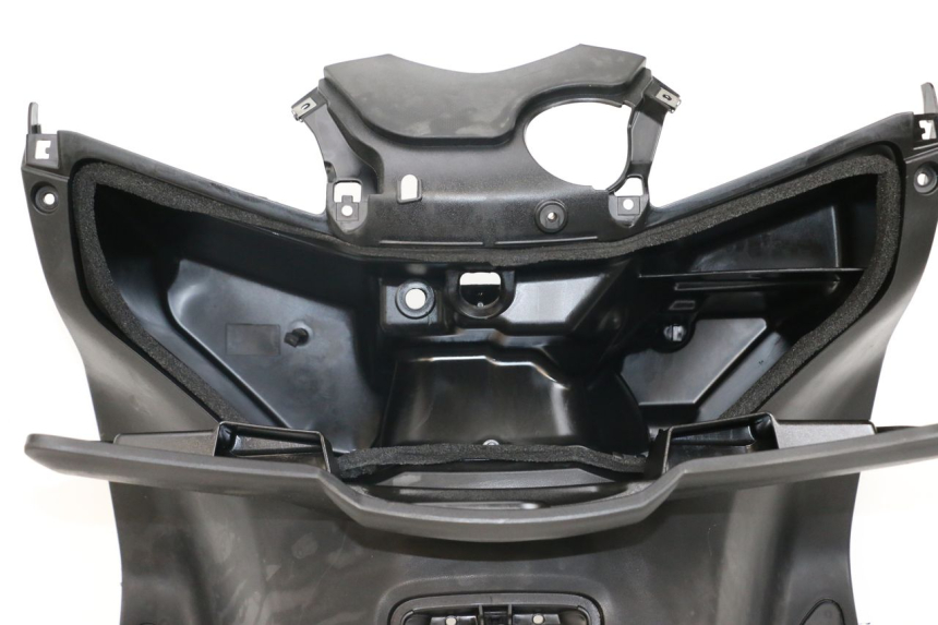 photo de TABLIER INTERIEUR YAMAHA X-MAX XMAX 125 (2010 - 2013) - Zoom état d’usage