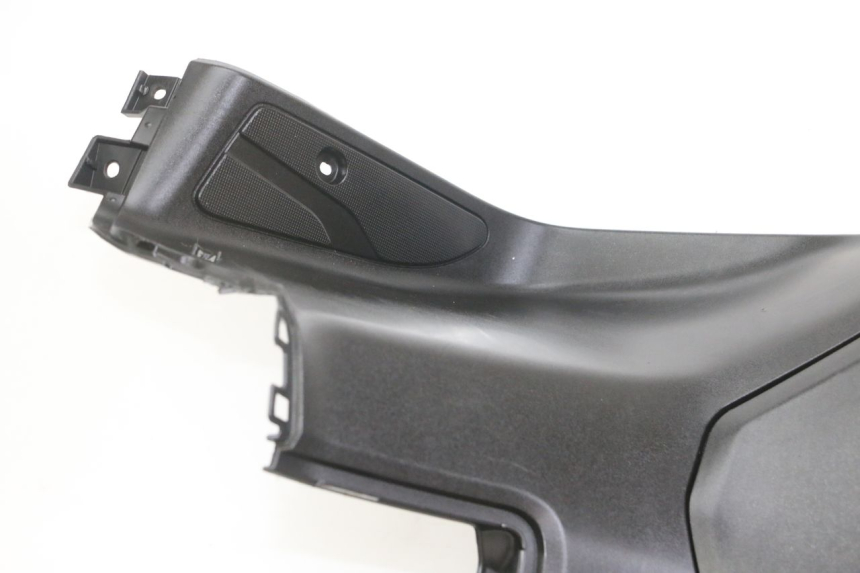 photo de TABLIER INTERIEUR YAMAHA X-MAX XMAX 125 (2010 - 2013) - Inspection visuelle