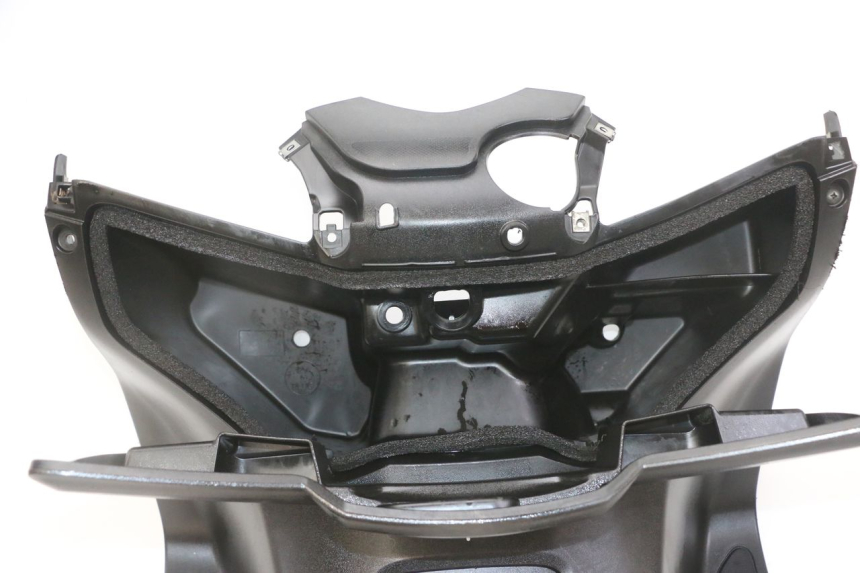 photo de TABLIER INTERIEUR YAMAHA X-MAX XMAX 125 (2010 - 2013) - Vue principale