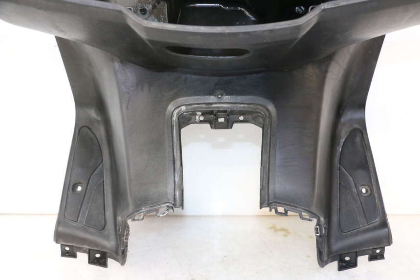 photo de TABLIER INTERIEUR YAMAHA X-MAX XMAX 125 (2010 - 2013) - Focus structure