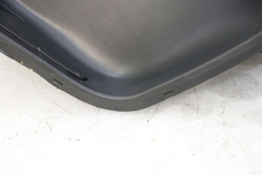 photo de TABLIER INTERIEUR YAMAHA X-MAX XMAX 125 (2010 - 2013) - Angle alternatif