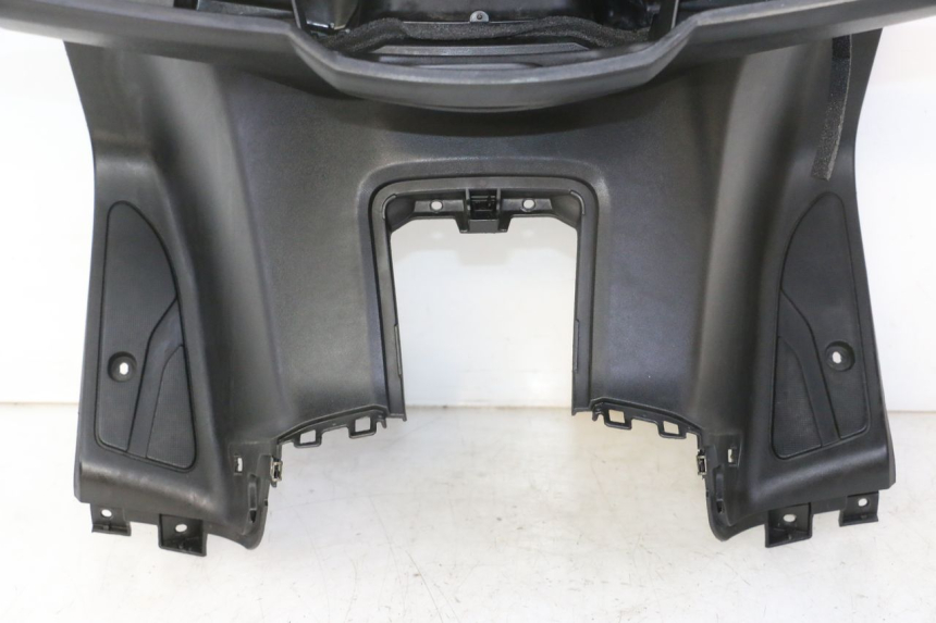 photo de TABLIER INTERIEUR YAMAHA X-MAX XMAX 125 (2010 - 2013) - Angle alternatif
