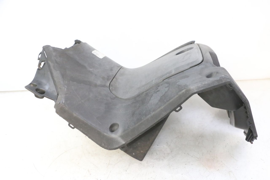 photo de TABLIER INTERIEUR YAMAHA X-MAX XMAX 250 (2006 - 2009) - Détails caractéristiques