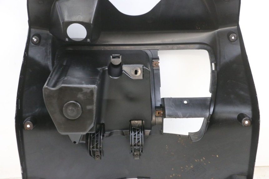 photo de TABLIER INTERIEUR YAMAHA XMAX X-MAX 125 (2006 - 2009) - Vue d’ensemble