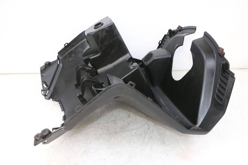 photo de TABLIER INTERIEUR YAMAHA XMAX X-MAX 125 (2006 - 2009) - Pièce contrôlée