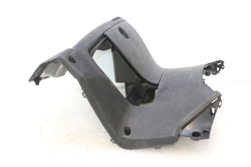 photo de TABLIER INTERIEUR YAMAHA XMAX X-MAX 125 (2006 - 2009) - Zoom composants