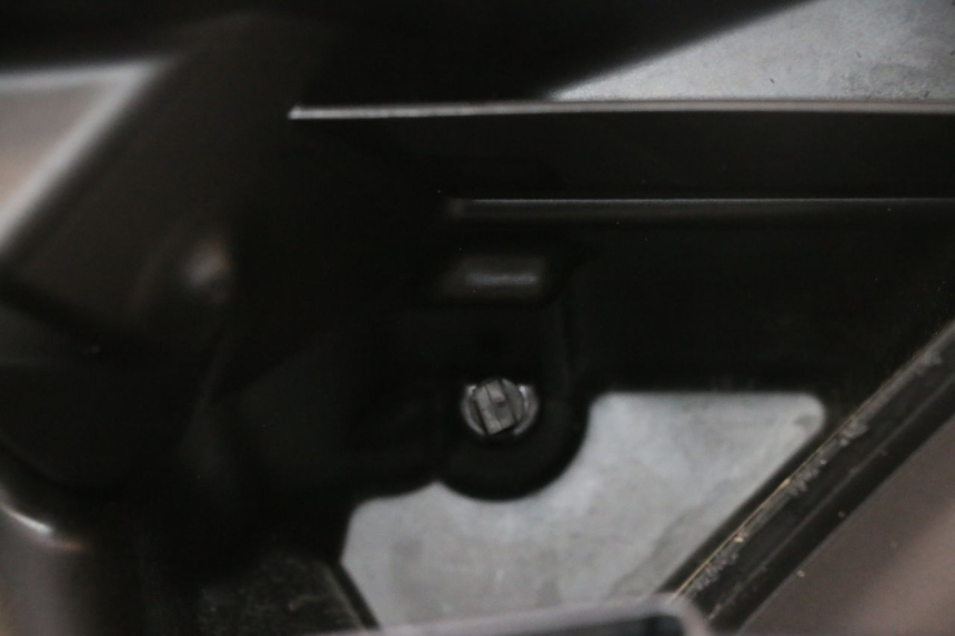photo de TABLIER INTERIEUR YAMAHA X-MAX XMAX 125 (2010 - 2013) - Angle alternatif