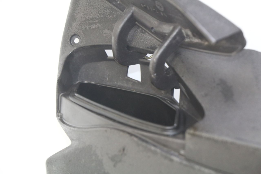 photo de TABLIER INTERIEUR PIAGGIO X9 EVOLUTION 125 (2003 - 2007) - Détails caractéristiques