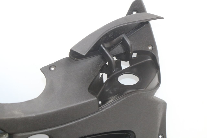 photo de TABLIER INTERIEUR PIAGGIO X9 EVOLUTION 125 (2003 - 2007) - Zoom composants