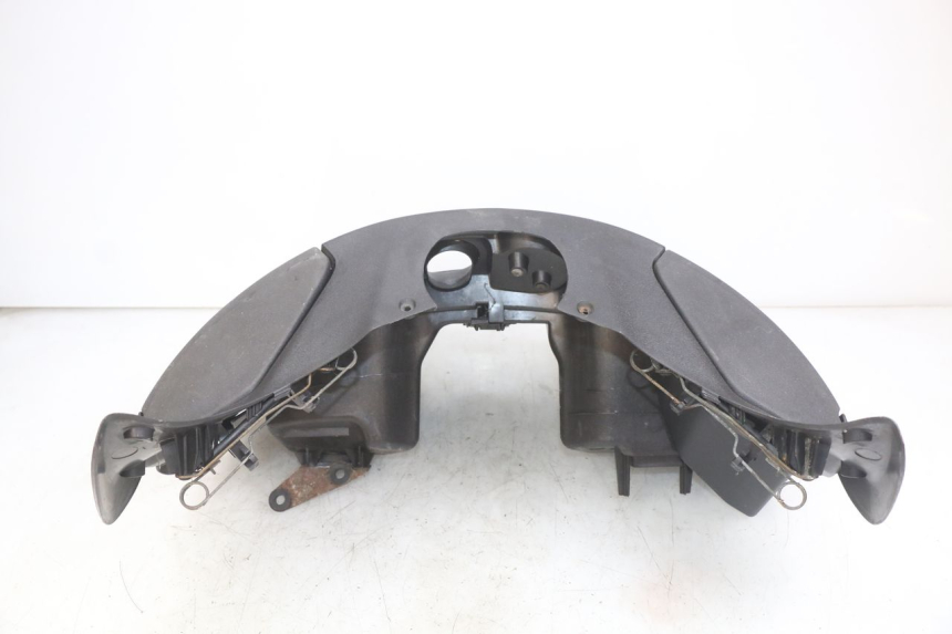 photo de TABLIER INTERIEUR PIAGGIO X9 EVOLUTION 125 (2003 - 2007) - État de surface