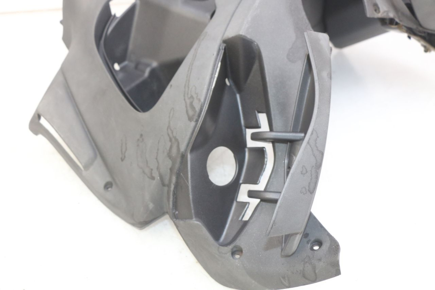 photo de TABLIER INTERIEUR PIAGGIO X9 125 (2000 - 2003) - Zoom état d’usage