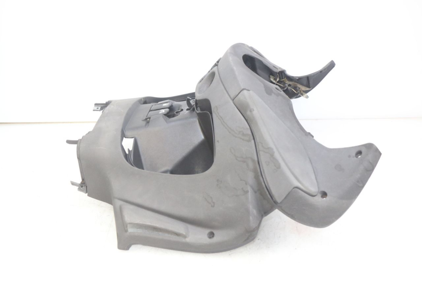 photo de TABLIER INTERIEUR PIAGGIO X9 125 (2000 - 2003) - Marquages et références