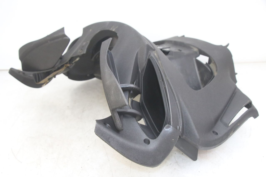 photo de TABLIER INTERIEUR PIAGGIO X9 125 (2000 - 2003) - Vue d’ensemble