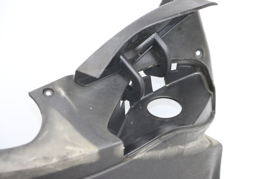 photo de TABLIER INTERIEUR PIAGGIO X9 125 (2000 - 2003) - Détails caractéristiques