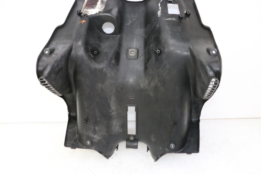 photo de TABLIER INTERIEUR YAMAHA AEROX 50 (1997 - 2006) - Détail de la pièce