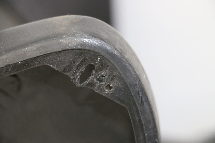 photo de TABLIER INTERIEUR YAMAHA AEROX 50 (1997 - 2006) - Points de fixation