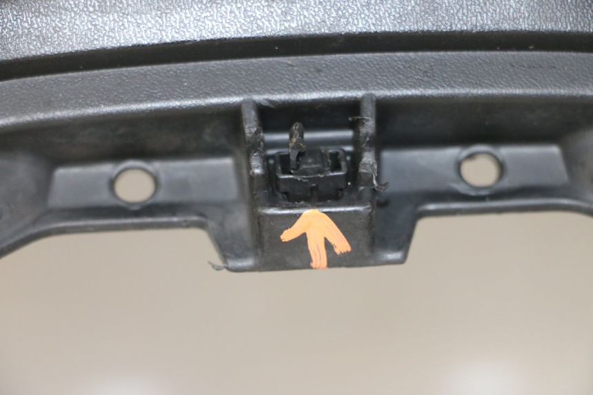 photo de TABLIER INTERIEUR YAMAHA X-MAX XMAX ABS 250 (2010 - 2014) - Angle alternatif