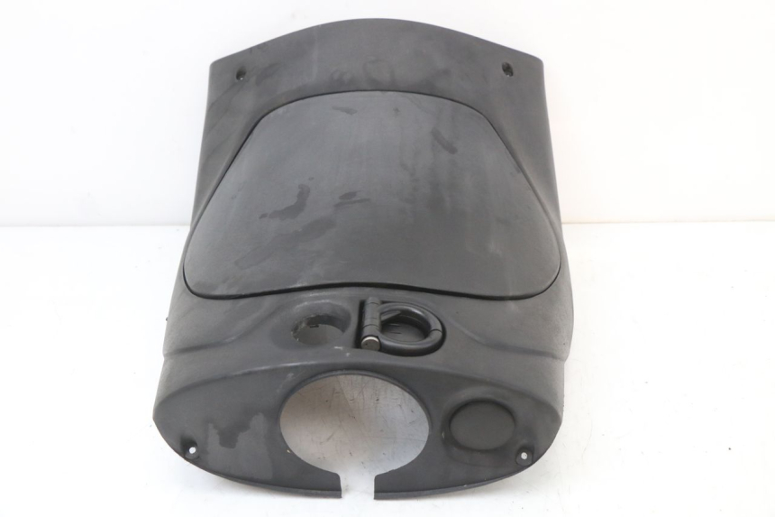 photo de TABLIER INTERIEUR PIAGGIO ZIP 4T 50 (2018 - 2020) - Détail de la pièce