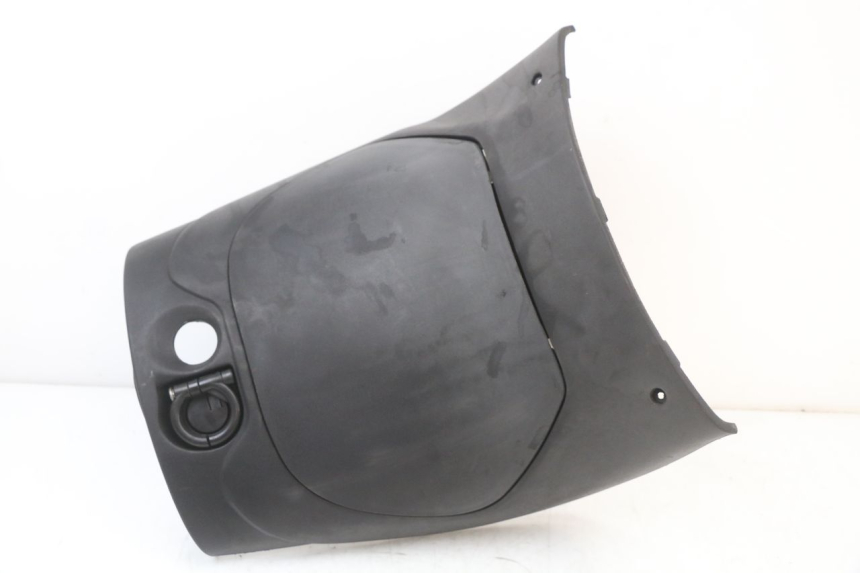 photo de TABLIER INTERIEUR PIAGGIO ZIP 4T 50 (2018 - 2020) - Autre angle de vue