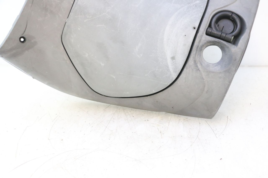 photo de TABLIER INTERIEUR PIAGGIO ZIP 4T 50 (2006 - 2017) - Zoom composants