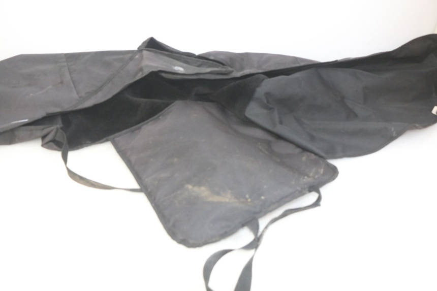 photo de TABLIER PROTECTION SYM CROX 4T 50 (2016 - 2023) - Gros plan technique