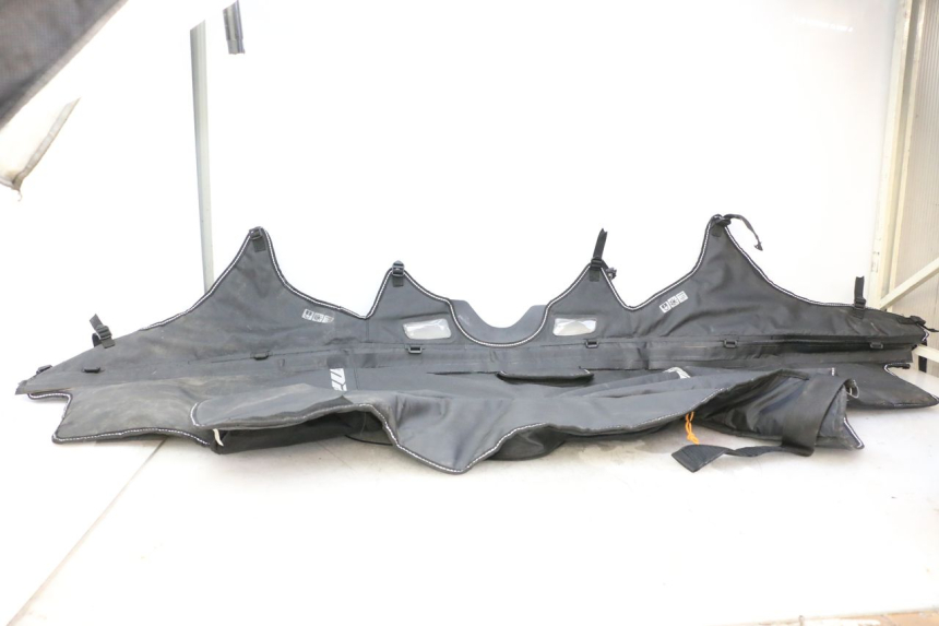 photo de TABLIER PROTECTION PIAGGIO MP3 HPE 310 (2024 - 2025) - Vue principale