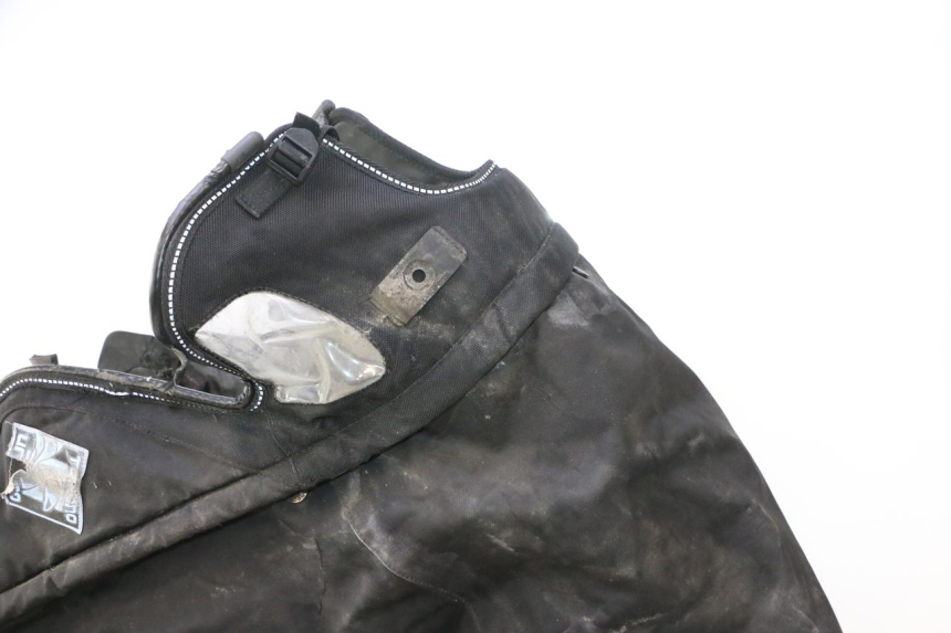 photo de TABLIER PROTECTION PIAGGIO MP3 HPE 530 (2022 - 2026) - Détail de la pièce
