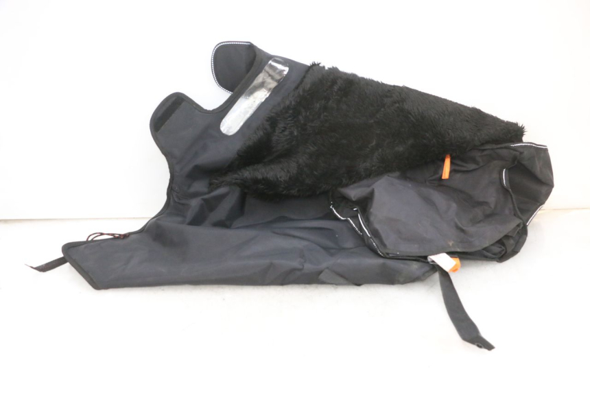 photo de TABLIER PROTECTION PIAGGIO MP3 500 (2016 - 2018) - Vue d’ensemble