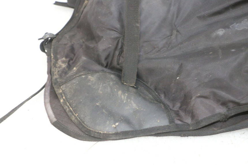 photo de TABLIER PROTECTION PIAGGIO XEVO - X EVO 125 (2007 - 2017) - État de surface