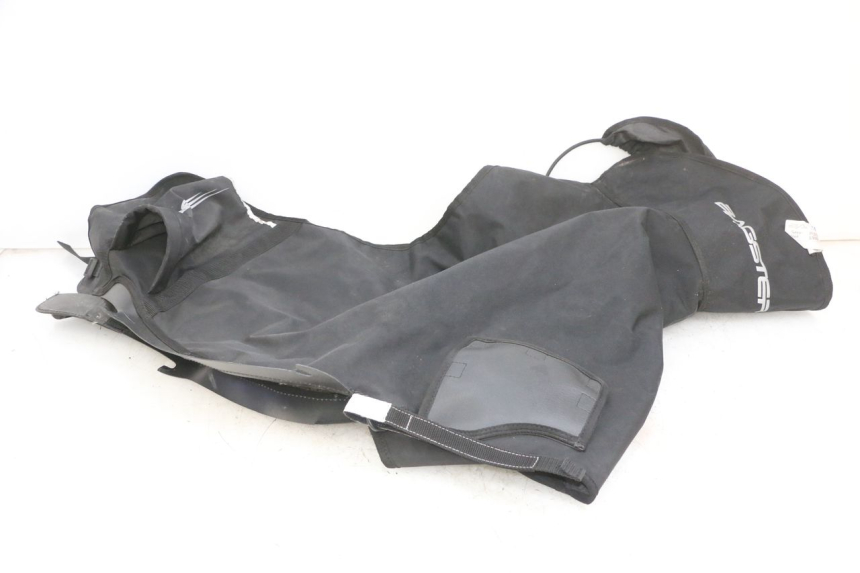 photo de TABLIER PROTECTION PIAGGIO ZIP 4T 50 (2018 - 2020) - Points de fixation