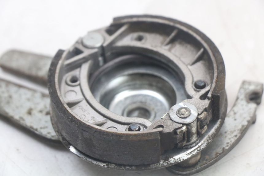 photo de TAMBOUR ARRIERE PEUGEOT 103 VOGUE VS2 50 (2004 - 2017) - Vue d’ensemble