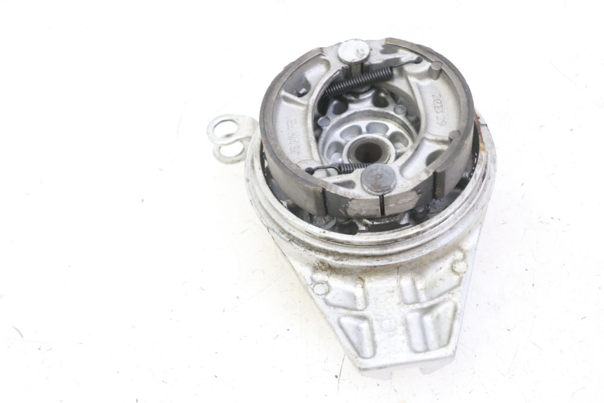 photo de TAMBOUR ARRIERE HONDA CRF-F CRF F 110 (2019 - 2022) - Gros plan technique