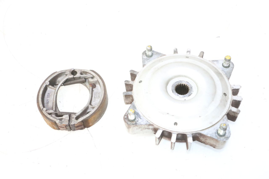 photo de TAMBOUR ARRIERE SYM MIO 50 (2005 - 2010) - Points de fixation