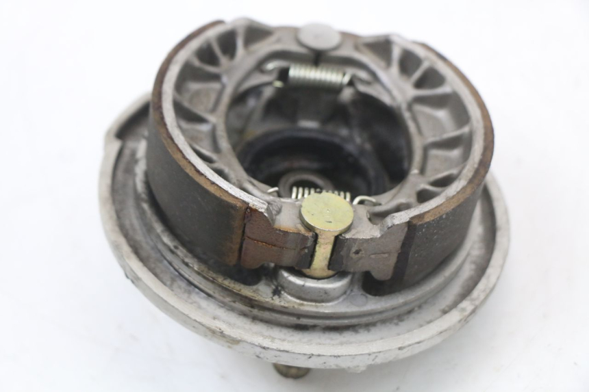 photo de TAMBOUR AVANT KYMCO AGILITY PREMIUM 50 (2007 - 2010) - Autre angle de vue