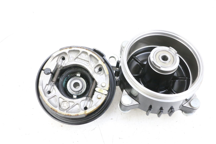 photo de TAMBOUR AVANT YAMAHA BW'S EASY 50 (2013 - 2016) - Points de fixation