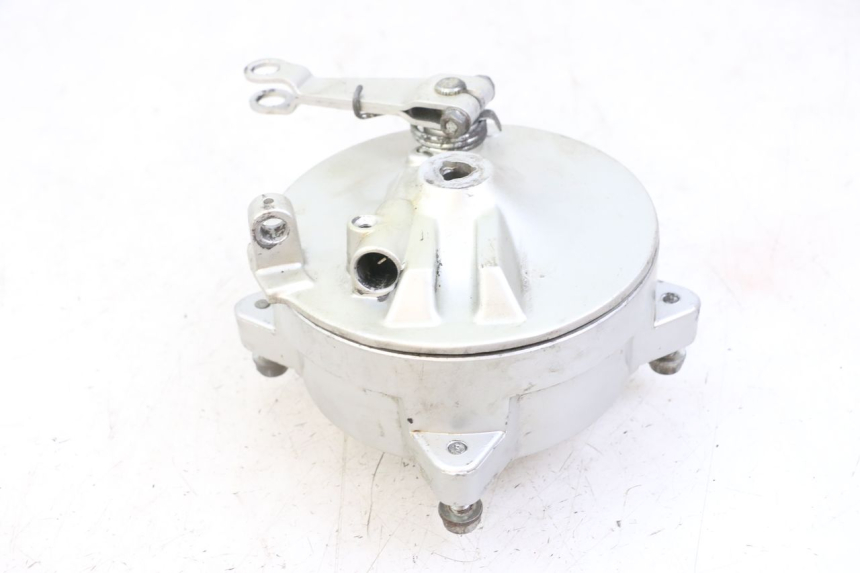 photo de TAMBOUR AVANT HONDA SCV LEAD 100 (2003 - 2007) - Gros plan technique