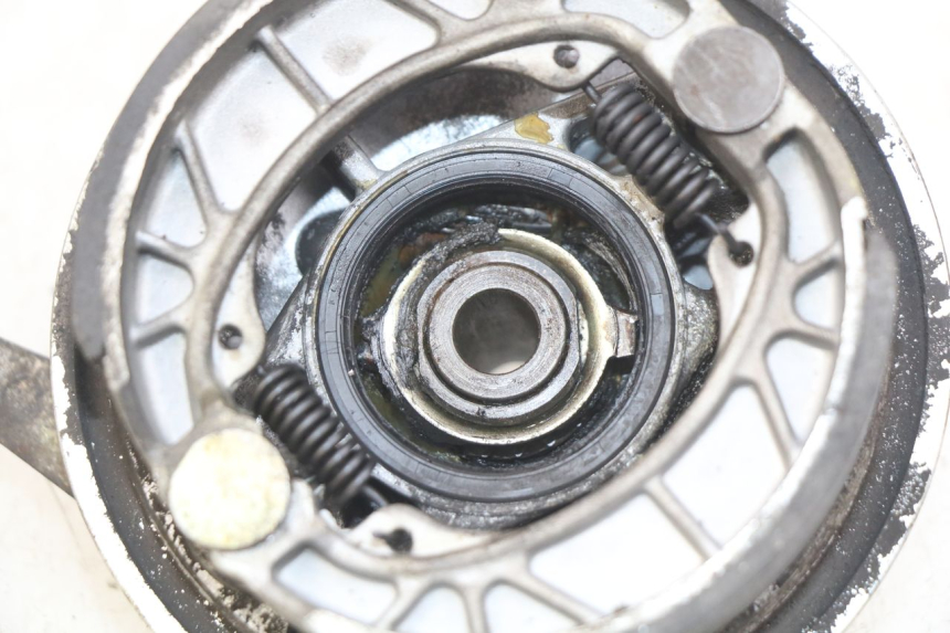 photo de TAMBOUR AVANT PEUGEOT LUDIX 50 (2005 - 2007) - Vue d’ensemble