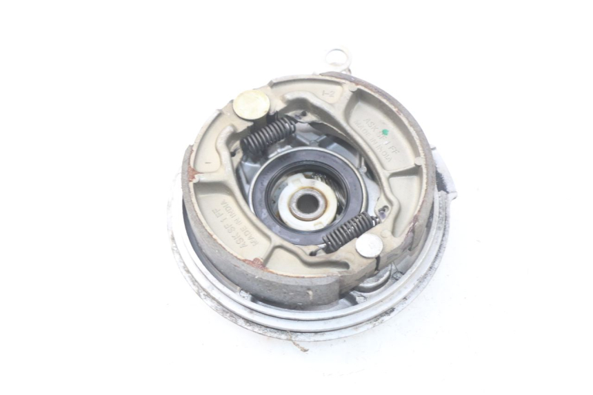 photo de TAMBOUR AVANT HONDA SCV LEAD 100 (2003 - 2007) - Autre angle de vue