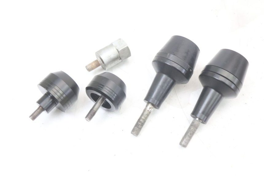 photo de TAMPON MOTEUR YAMAHA FZ1 FAZER 1000 (2007 - 2009) - Zoom état d’usage