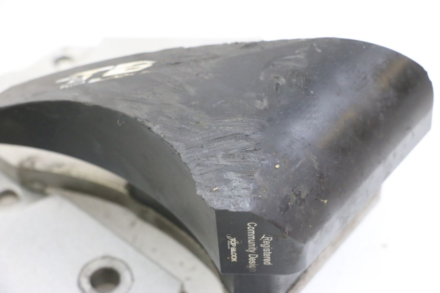 photo de TAMPON MOTEUR YAMAHA XJ6 600 (2008 - 2016) - Gros plan technique