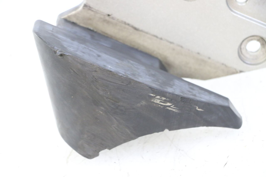 photo de TAMPON MOTEUR YAMAHA XJ6 600 (2008 - 2016) - Marquages et références