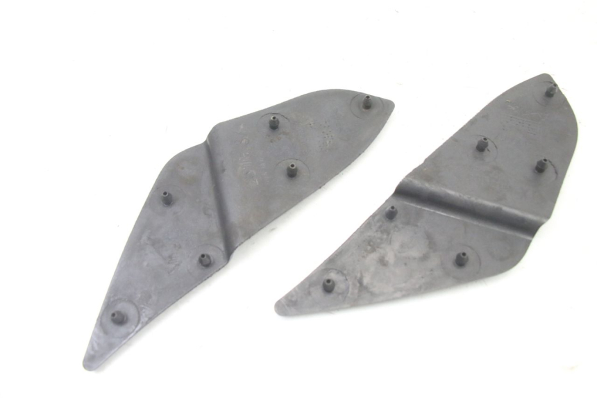 photo de TAPIS MARCHE PIED APRILIA ATLANTIC 125 (2003 - 2009) - Zoom état d’usage