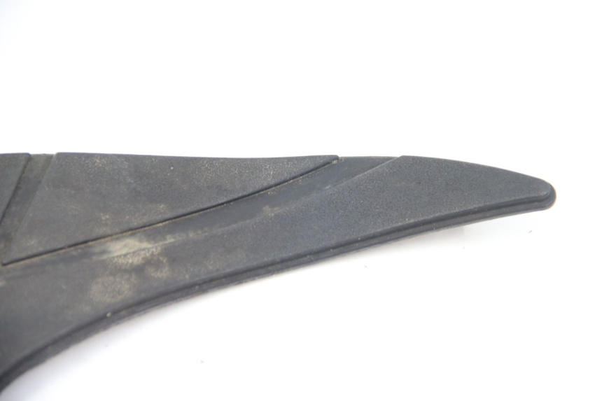 photo de TAPIS MARCHE PIED APRILIA ATLANTIC 500 (2002 - 2003) - Photo complémentaire