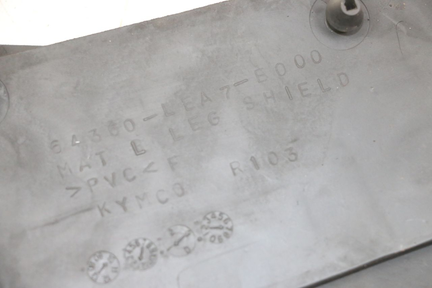 photo de Floor mat KYMCO DINK STREET ABS 125 (2011 - 2018) - Détail de la pièce