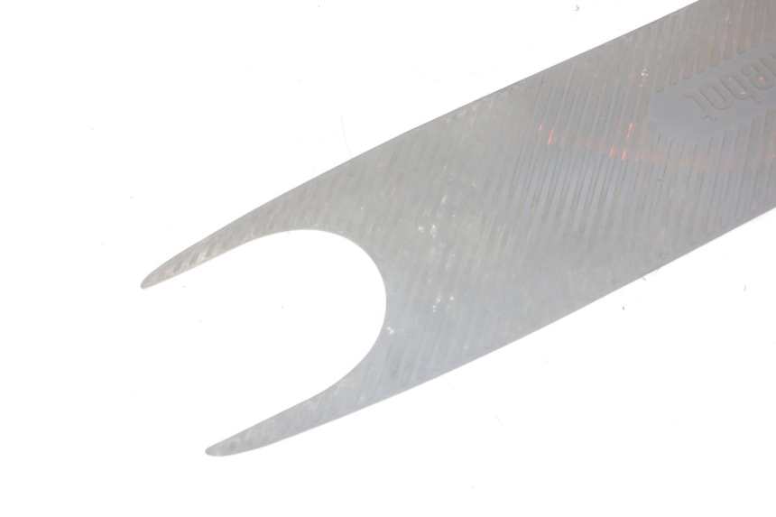 photo de TAPIS MARCHE PIED SEGWAY NINEBOT E2 1 - Gros plan technique