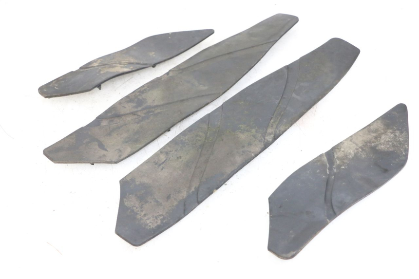 photo de TAPIS MARCHE PIED HONDA FES S-WING SWING ABS 125 (2007 - 2015) - Vue principale