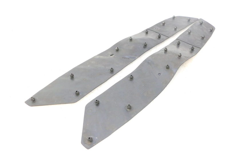 photo de TAPIS MARCHE PIED HONDA FJS SILVER WING SILVERWING 400 (2005 - 2008) - Zoom état d’usage